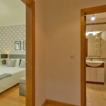 Angels 67 With Parking Place Apartment Lissabon