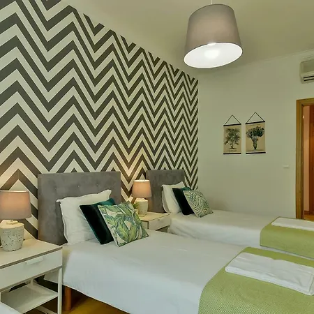 Angels 67 With Parking Place *