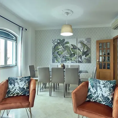 Angels 67 With Parking Place ליסבון